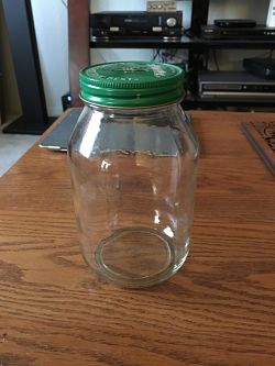 Photo of an empty jar